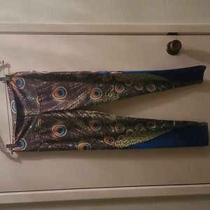 014 Leggings with Peacock Design Medium
